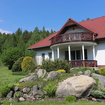 Pokoje Goscinne Dolina Czerwienia Przesieka Esterno foto